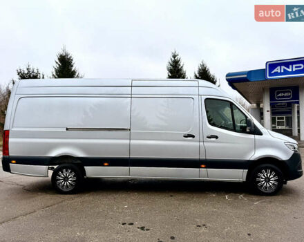 Сірий Мерседес Sprinter, об'ємом двигуна 0 л та пробігом 303 тис. км за 30500 $, фото 5 на Automoto.ua