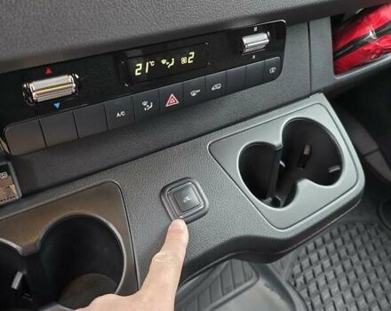 Сірий Мерседес Sprinter, об'ємом двигуна 3 л та пробігом 1 тис. км за 121601 $, фото 21 на Automoto.ua