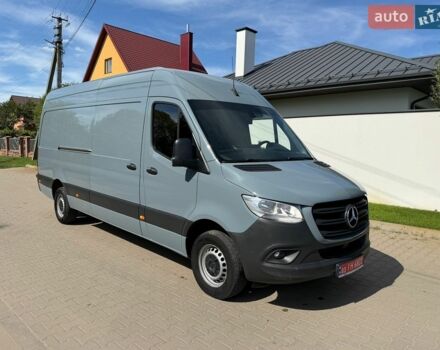 Серый Мерседес Sprinter, объемом двигателя 0 л и пробегом 300 тыс. км за 23800 $, фото 8 на Automoto.ua