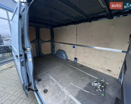 Сірий Мерседес Sprinter, об'ємом двигуна 2 л та пробігом 270 тис. км за 24990 $, фото 27 на Automoto.ua