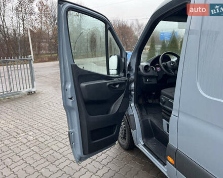 Сірий Мерседес Sprinter, об'ємом двигуна 2 л та пробігом 270 тис. км за 24990 $, фото 9 на Automoto.ua