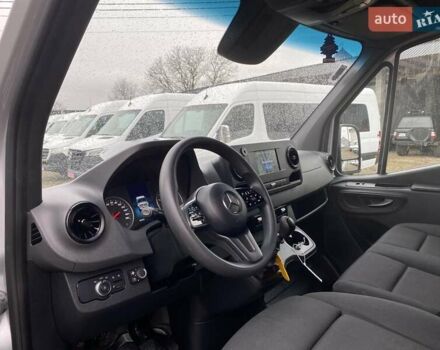 Серый Мерседес Sprinter, объемом двигателя 2.08 л и пробегом 95 тыс. км за 32899 $, фото 24 на Automoto.ua