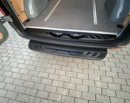 Сірий Мерседес Sprinter, об'ємом двигуна 0 л та пробігом 241 тис. км за 25900 $, фото 46 на Automoto.ua