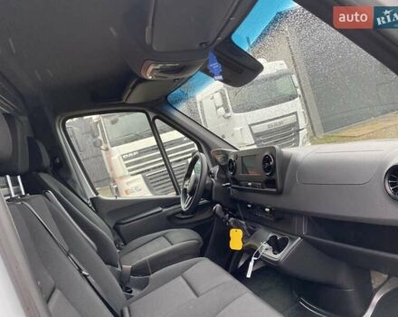 Серый Мерседес Sprinter, объемом двигателя 2.08 л и пробегом 95 тыс. км за 32899 $, фото 44 на Automoto.ua