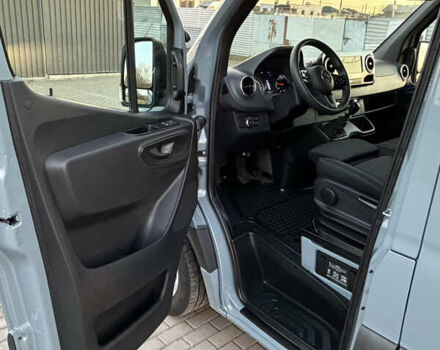 Сірий Мерседес Sprinter, об'ємом двигуна 0 л та пробігом 241 тис. км за 25900 $, фото 15 на Automoto.ua