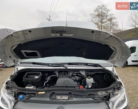 Серый Мерседес Sprinter, объемом двигателя 2.08 л и пробегом 95 тыс. км за 32899 $, фото 40 на Automoto.ua