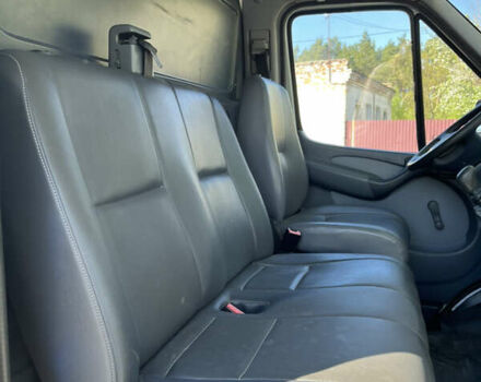 Серый Мерседес Sprinter, объемом двигателя 2.2 л и пробегом 289 тыс. км за 19300 $, фото 5 на Automoto.ua