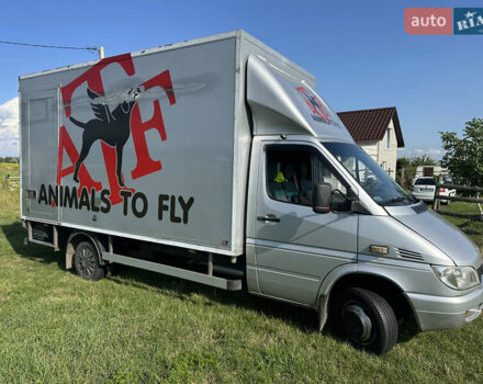 Серый Мерседес Sprinter, объемом двигателя 2.15 л и пробегом 585 тыс. км за 11000 $, фото 11 на Automoto.ua