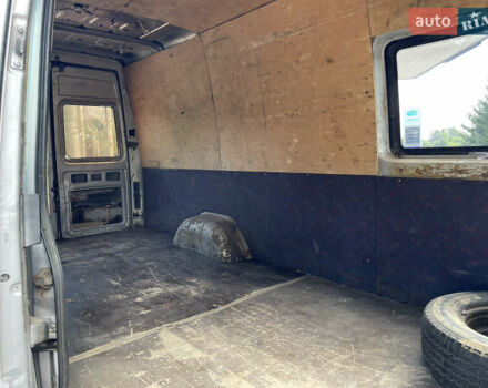 Сірий Мерседес Sprinter, об'ємом двигуна 2.15 л та пробігом 740 тис. км за 7200 $, фото 12 на Automoto.ua