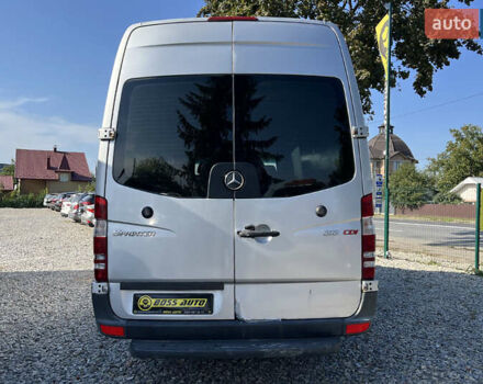 Серый Мерседес Sprinter, объемом двигателя 2.15 л и пробегом 300 тыс. км за 10700 $, фото 4 на Automoto.ua
