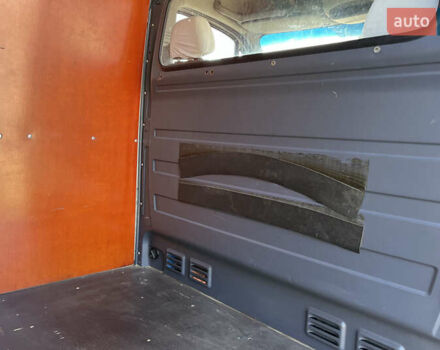Серый Мерседес Sprinter, объемом двигателя 2.15 л и пробегом 300 тыс. км за 10700 $, фото 21 на Automoto.ua