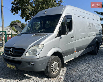 Серый Мерседес Sprinter, объемом двигателя 2.15 л и пробегом 300 тыс. км за 10700 $, фото 2 на Automoto.ua