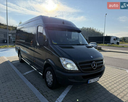 Серый Мерседес Sprinter, объемом двигателя 3 л и пробегом 450 тыс. км за 28999 $, фото 10 на Automoto.ua