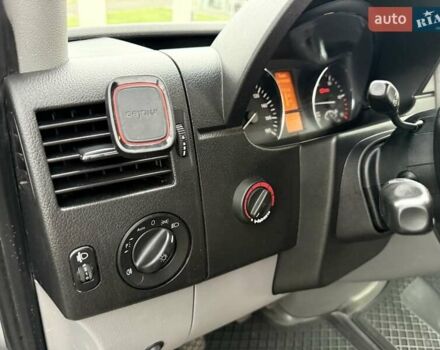 Серый Мерседес Sprinter, объемом двигателя 2.14 л и пробегом 282 тыс. км за 26500 $, фото 24 на Automoto.ua
