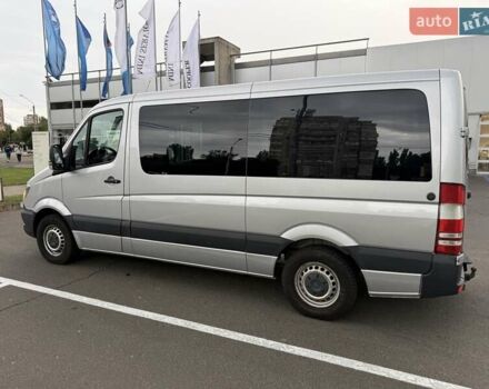 Серый Мерседес Sprinter, объемом двигателя 2.14 л и пробегом 282 тыс. км за 26500 $, фото 4 на Automoto.ua