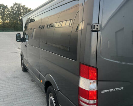 Серый Мерседес Sprinter, объемом двигателя 0 л и пробегом 301 тыс. км за 25000 $, фото 12 на Automoto.ua