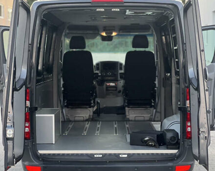 Серый Мерседес Sprinter, объемом двигателя 0 л и пробегом 301 тыс. км за 25000 $, фото 31 на Automoto.ua