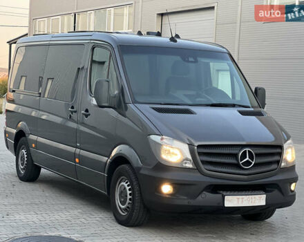 Серый Мерседес Sprinter, объемом двигателя 0 л и пробегом 301 тыс. км за 25000 $, фото 7 на Automoto.ua