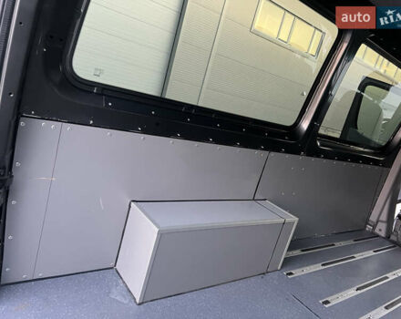 Серый Мерседес Sprinter, объемом двигателя 0 л и пробегом 301 тыс. км за 25000 $, фото 35 на Automoto.ua