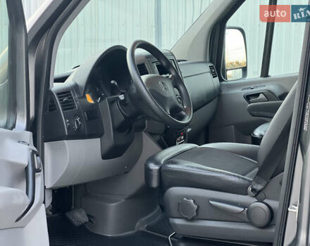 Серый Мерседес Sprinter, объемом двигателя 0 л и пробегом 301 тыс. км за 25000 $, фото 21 на Automoto.ua