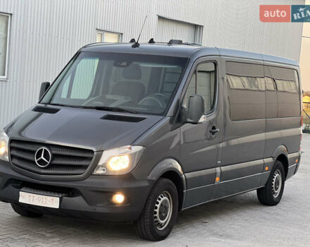 Серый Мерседес Sprinter, объемом двигателя 0 л и пробегом 301 тыс. км за 25000 $, фото 3 на Automoto.ua