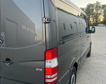 Серый Мерседес Sprinter, объемом двигателя 0 л и пробегом 301 тыс. км за 25000 $, фото 15 на Automoto.ua