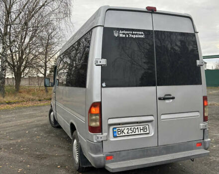 Серый Мерседес Sprinter, объемом двигателя 2.15 л и пробегом 650 тыс. км за 9000 $, фото 3 на Automoto.ua