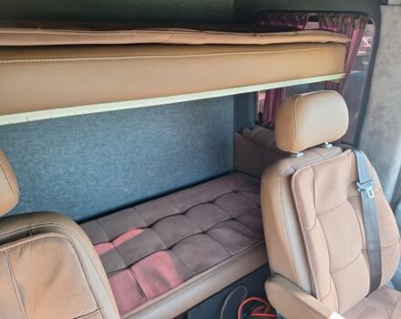 Сірий Мерседес Sprinter, об'ємом двигуна 0 л та пробігом 200 тис. км за 13999 $, фото 3 на Automoto.ua
