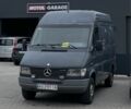 Серый Мерседес Sprinter, объемом двигателя 2.3 л и пробегом 697 тыс. км за 2000 $, фото 1 на Automoto.ua