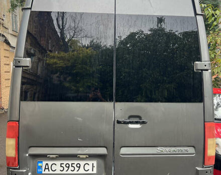 Серый Мерседес Sprinter, объемом двигателя 2.69 л и пробегом 430 тыс. км за 7999 $, фото 5 на Automoto.ua