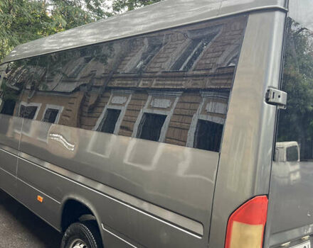 Серый Мерседес Sprinter, объемом двигателя 2.69 л и пробегом 430 тыс. км за 7999 $, фото 4 на Automoto.ua