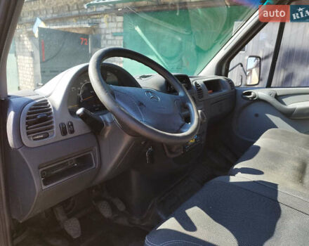 Сірий Мерседес Sprinter, об'ємом двигуна 2.69 л та пробігом 479 тис. км за 13700 $, фото 7 на Automoto.ua