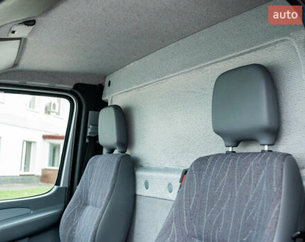 Серый Мерседес Sprinter, объемом двигателя 2.7 л и пробегом 320 тыс. км за 16950 $, фото 39 на Automoto.ua