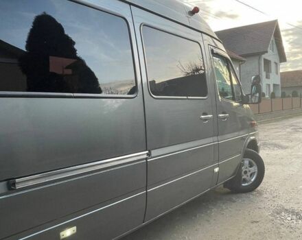 Серый Мерседес Sprinter, объемом двигателя 2.7 л и пробегом 550 тыс. км за 11200 $, фото 1 на Automoto.ua