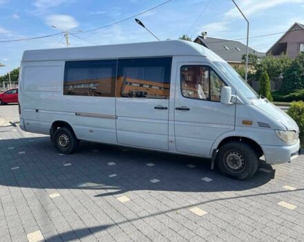 Серый Мерседес Sprinter, объемом двигателя 2.7 л и пробегом 370 тыс. км за 7800 $, фото 6 на Automoto.ua