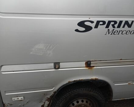 Серый Мерседес Sprinter, объемом двигателя 2.1 л и пробегом 362 тыс. км за 4400 $, фото 9 на Automoto.ua