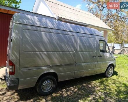Серый Мерседес Sprinter, объемом двигателя 2.15 л и пробегом 342 тыс. км за 12500 $, фото 17 на Automoto.ua