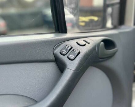 Серый Мерседес Sprinter, объемом двигателя 2.2 л и пробегом 400 тыс. км за 10999 $, фото 6 на Automoto.ua