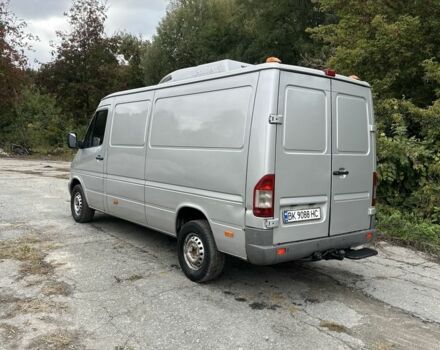 Сірий Мерседес Sprinter, об'ємом двигуна 2.7 л та пробігом 744 тис. км за 9700 $, фото 3 на Automoto.ua