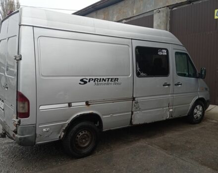 Серый Мерседес Sprinter, объемом двигателя 2.1 л и пробегом 362 тыс. км за 4400 $, фото 5 на Automoto.ua