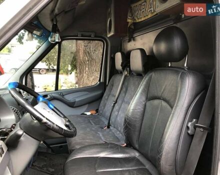 Серый Мерседес Sprinter, объемом двигателя 0 л и пробегом 800 тыс. км за 6500 $, фото 2 на Automoto.ua