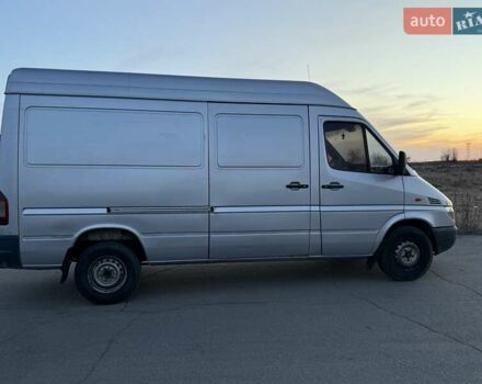 Серый Мерседес Sprinter, объемом двигателя 0 л и пробегом 498 тыс. км за 9000 $, фото 2 на Automoto.ua