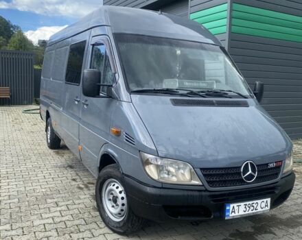 Серый Мерседес Sprinter, объемом двигателя 2.1 л и пробегом 280 тыс. км за 11500 $, фото 4 на Automoto.ua