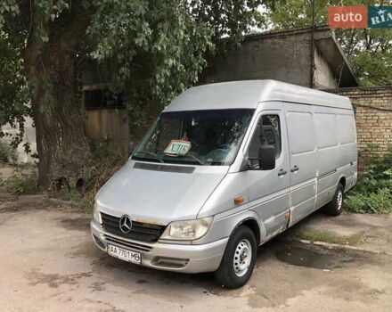 Серый Мерседес Sprinter, объемом двигателя 0 л и пробегом 800 тыс. км за 6500 $, фото 3 на Automoto.ua