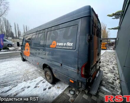 Сірий Мерседес Sprinter, об'ємом двигуна 2.1 л та пробігом 399 тис. км за 5900 $, фото 2 на Automoto.ua