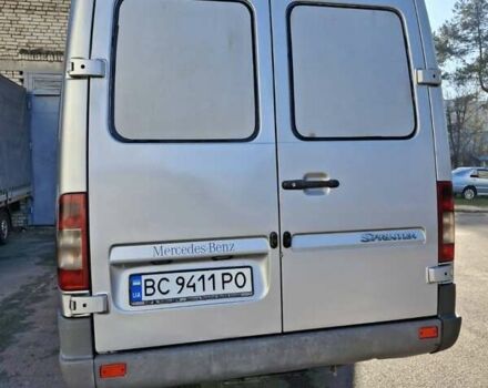Серый Мерседес Sprinter, объемом двигателя 2.2 л и пробегом 452 тыс. км за 11800 $, фото 2 на Automoto.ua