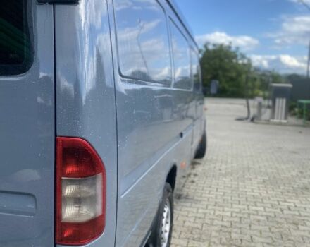 Серый Мерседес Sprinter, объемом двигателя 2.1 л и пробегом 280 тыс. км за 11500 $, фото 9 на Automoto.ua