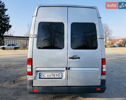 Сірий Мерседес Sprinter, об'ємом двигуна 2.15 л та пробігом 500 тис. км за 10700 $, фото 6 на Automoto.ua