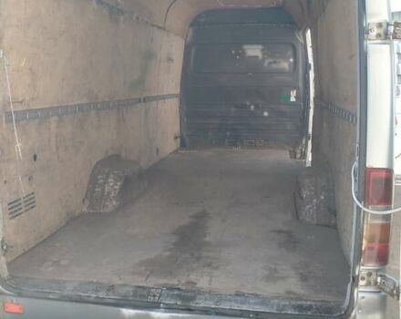 Серый Мерседес Sprinter, объемом двигателя 2.1 л и пробегом 477 тыс. км за 4900 $, фото 13 на Automoto.ua
