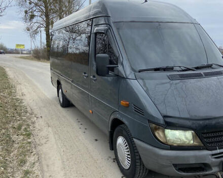 Серый Мерседес Sprinter, объемом двигателя 2.15 л и пробегом 320 тыс. км за 8800 $, фото 2 на Automoto.ua